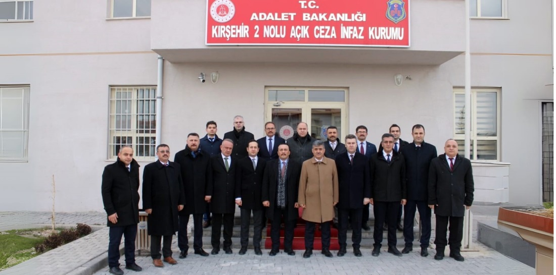 İşyurtları Daire Başkanı Hüsnü Gezginci, Kırşehir Ceza İnfaz Kurumu İşyurdu Müdürlüklerini Ziyaret Etti